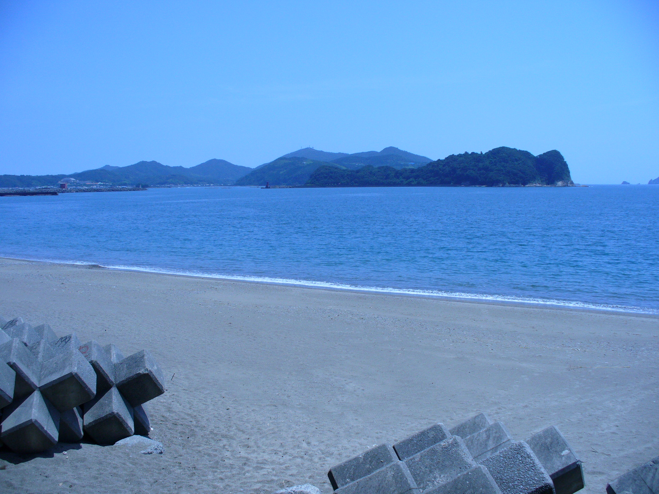 kadogawa-beach.jpg